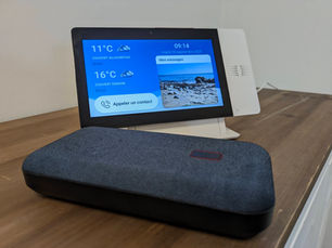 Matériel de téléassistance pour senior : centrale tactile et nano